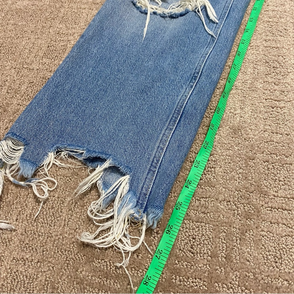 {We The Free | Free People} Distressed Maggie Jeans ~ Size 29 - Picture 9 of 16